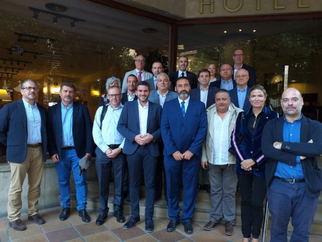 AEMA-rm celebra su Café Ambiental - 1, Foto 1