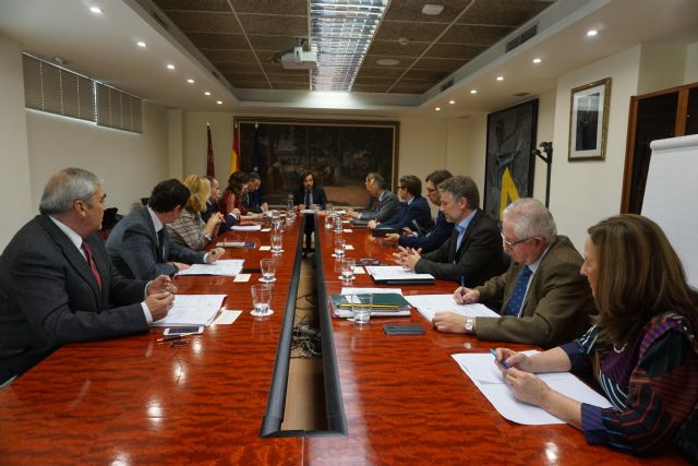 Más valoración al bilingüismo y controles antiplagio, nuevos indicadores para que las universidades cumplan los objetivos del contrato-programa - 1, Foto 1