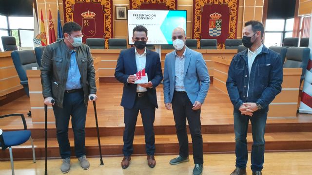 El Ayuntamiento de Molina de Segura concede una subvención a la Asociación de Empresarios y Comerciantes del Segura, ASECOM, para fomentar el emprendimiento empresarial y comercial del municipio - 2, Foto 2