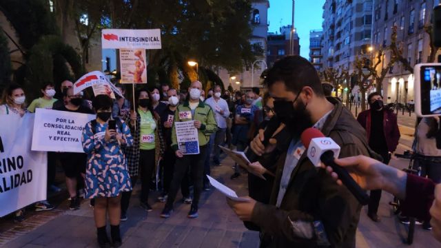 Intersindical anuncia que mantendrá la presión para acabar con el 30% de temporalidad en la administración regional - 2, Foto 2