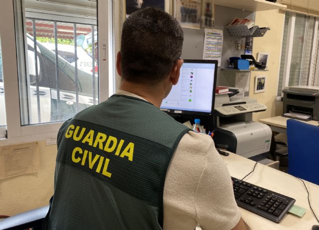 La Guardia Civil esclarece el atraco a una anciana en Murcia con la investigación de sus tres autores - 2, Foto 2
