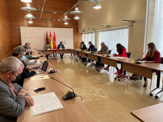 Diecisiete entidades reciben una subvención para fomentar la empleabilidad en el municipio - 1, Foto 1