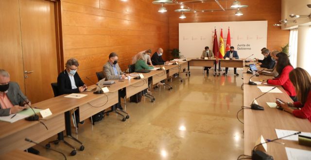 Murcia solicitará ayudas por más de 900.000 euros para 91 nuevas instalaciones de autoconsumo en edificios municipales - 1, Foto 1