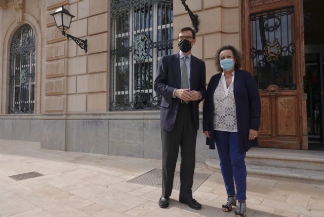 Muñoz pide al secretario de Estado para la UE agilidad para avanzar en los proyectos estratégicos de la ZAL, el Corredor Mediterráneo y la Nueva Terminal - 1, Foto 1