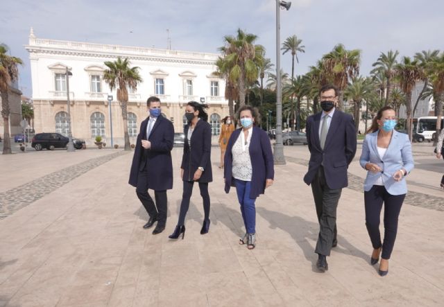 Muñoz pide al secretario de Estado para la UE agilidad para avanzar en los proyectos estratégicos de la ZAL, el Corredor Mediterráneo y la Nueva Terminal - 2, Foto 2