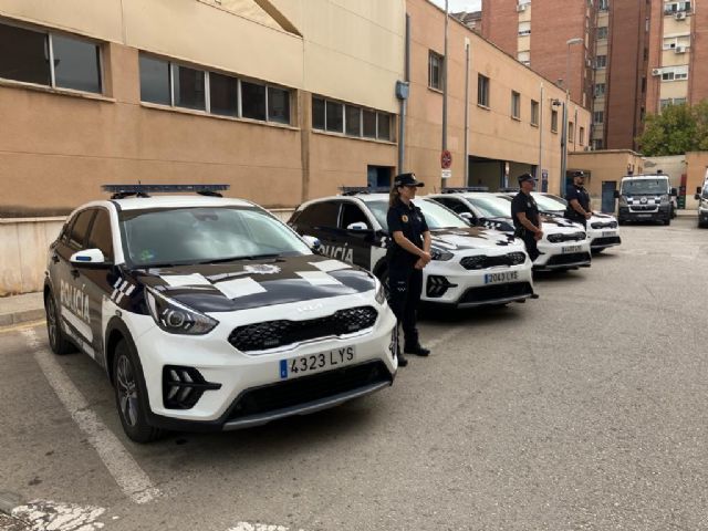 La Policía Local estrena cuatro nuevos vehículos híbridos - 2, Foto 2
