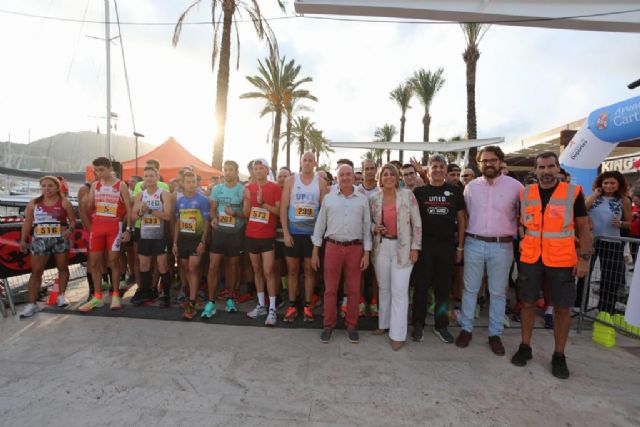 Juan Ramón García y Mercedes Velasco, ganadores de la VII carrera solidaria 10k Puerto de Cartagena - 1, Foto 1