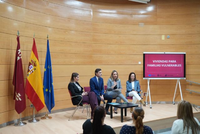 El Gobierno regional favorece el acceso a una vivienda a familias en situación de exclusión social con una inversión de 13,5 millones - 1, Foto 1