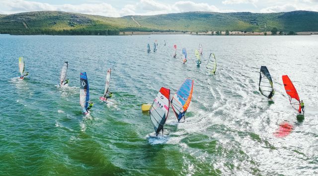 El murciano Alex López ganador absoluto del circuito ibérico de slalom-windsurf 2025 - 5, Foto 5