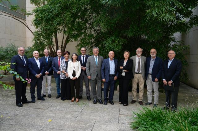 La Facultad de Medicina de la Universidad de Murcia rinde homenaje a su profesorado y personal jubilado y fallecido - 1, Foto 1