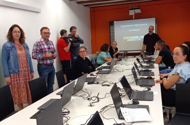 Inaugurados los cursos de Capacitación Digital cuya inscripción gratuita sigue abierta para noviembre - 1, Foto 1