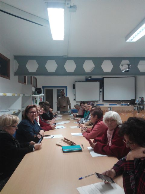 Curso sobre tecnologías en los telecentros del municipio - 1, Foto 1