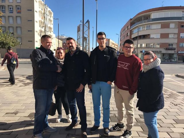 El Área Comercial El Barrio  Europa desarrolla, a través de la web komerco.es, una guía de establecimientos con el objetivo de revitalizar el comercio en esta zona de la ciudad - 1, Foto 1