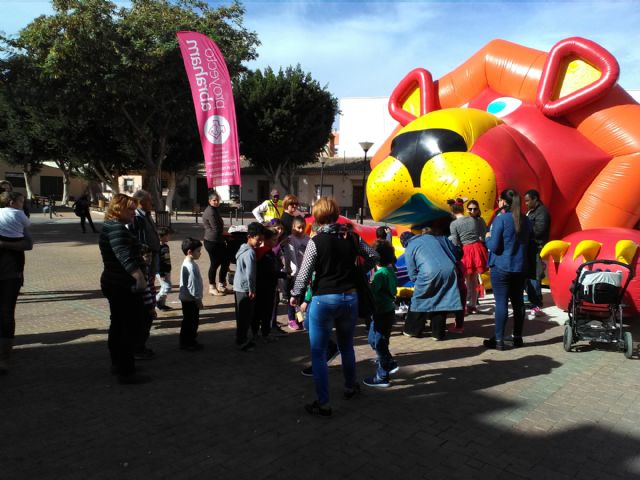 Cincuenta familias acudieron a jugar juntos convocados por la Escuela Municipal de Familia, en El Mirador - 3, Foto 3