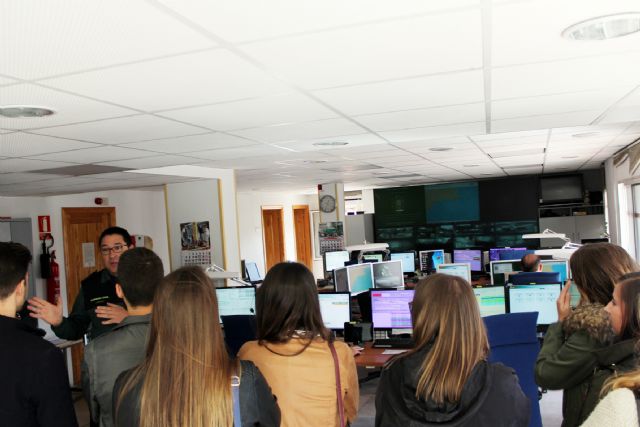 La Guardia Civil de Murcia recibe la visita de alumnos de Criminología de la UCAM - 4, Foto 4