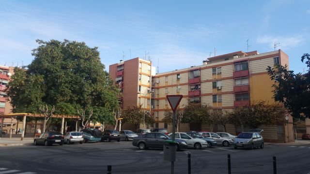 PSOE y Cambiemos Murcia exigen celeridad a Ballesta en la regeneración del polígono de La Paz - 2, Foto 2