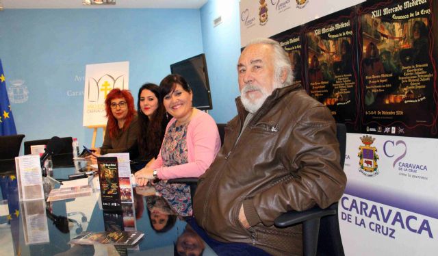 Más de 200 artesanos y numerosos espectáculos trasladan a Caravaca a su pasado medieval - 3, Foto 3