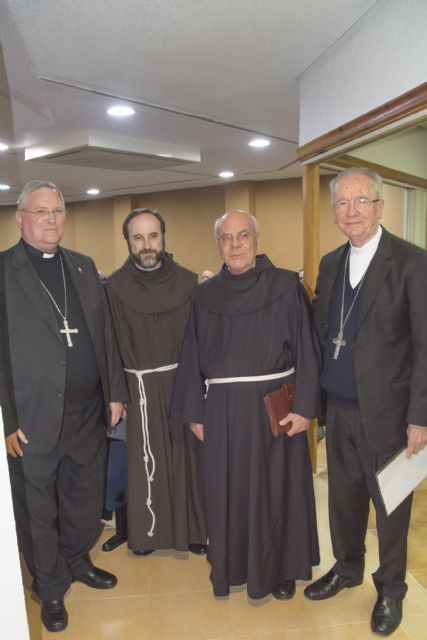 El franciscano Víctor Sánchez recibe un homenaje en el día del patrón del ITM - 1, Foto 1