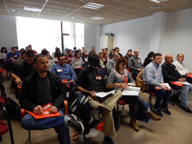 Emprendedores caravaqueños asisten a un taller Cercam sobre las posibilidades del negocio electrónico - 2, Foto 2