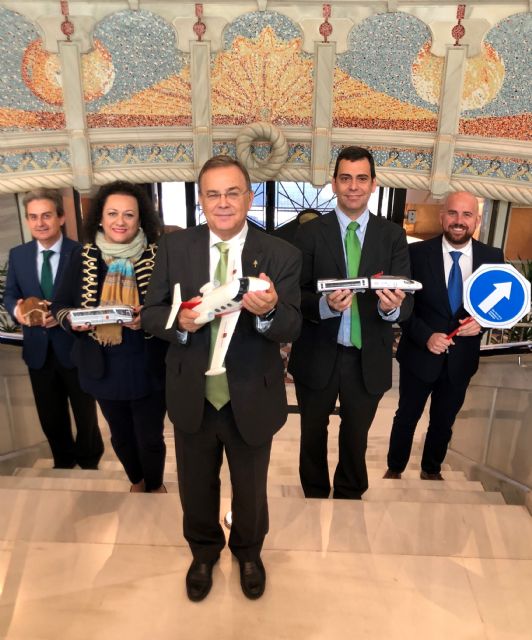 El Gobierno regional impulsa la inversión en infraestructuras y aumenta las ayudas para vivienda y transporte público - 1, Foto 1