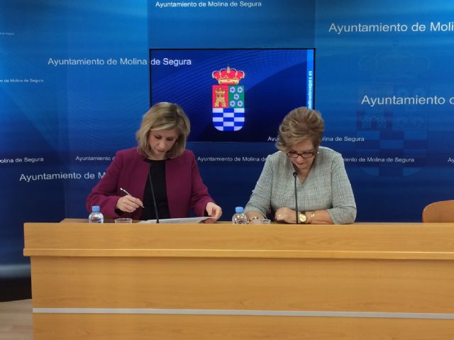 El Ayuntamiento de Molina de Segura y la Asociación Cultural Casa de Andalucía firman un convenio para la promoción de la música y las tradiciones andaluzas en el municipio - 1, Foto 1