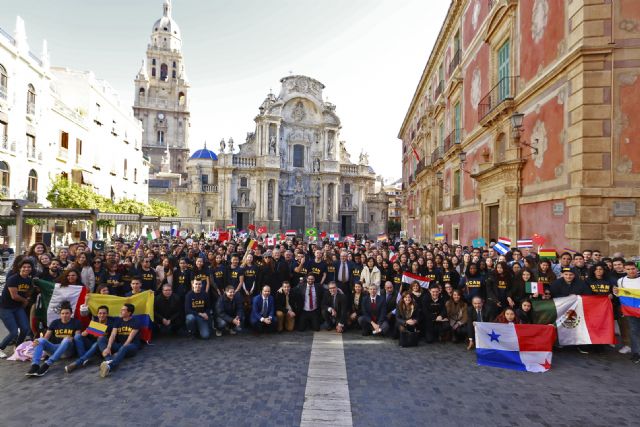 2500 alumnos internacionales de 100 países se formarán este año en la UCAM - 1, Foto 1