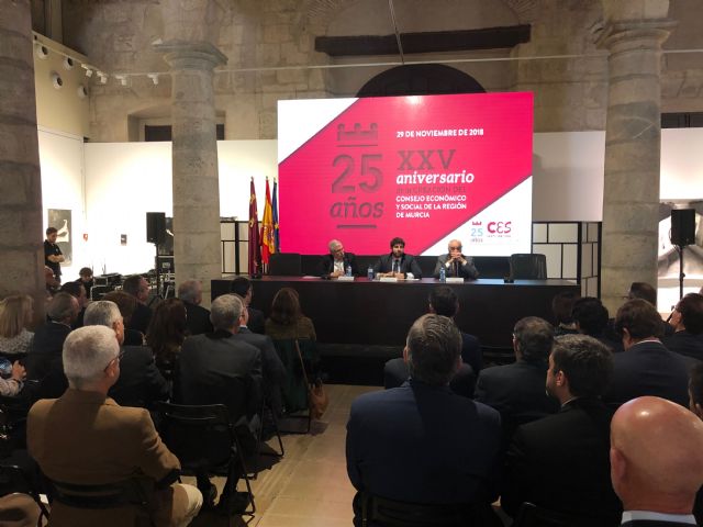 López Miras resalta la trayectoria del CES como uno de los organismos más transparentes y participativos de la Región - 1, Foto 1