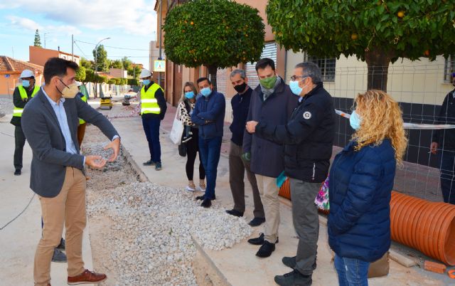 El director general del Agua visita las obras de mejora del colector de saneamiento de la avenida Reyes Católicos - 1, Foto 1