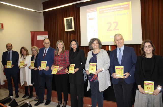 La consejera Valle Miguélez participa en la presentación del Barómetro de la Empresa Familiar de la Región de Murcia 'Universidad y empresa' - 1, Foto 1