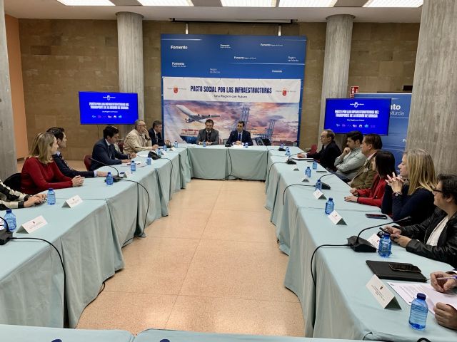 El Gobierno regional destaca que el AVE es el primer paso para la implantación del 'ferrocarril digital' en la Región de Murcia - 2, Foto 2