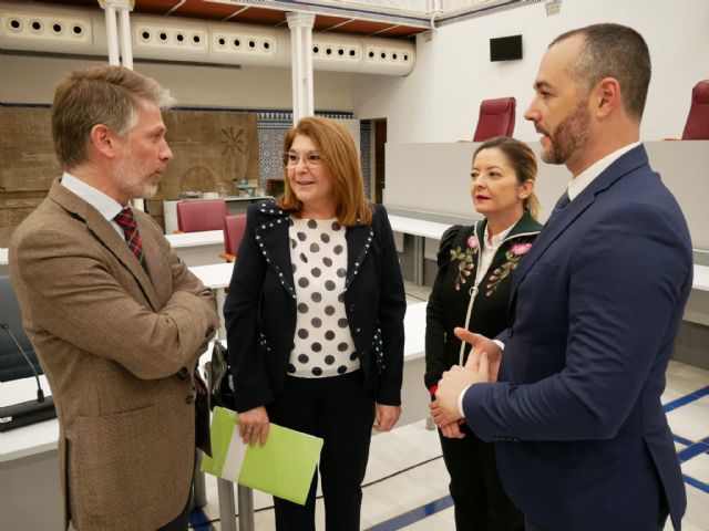 El Gobierno regional destina 1.532 millones en los presupuestos para ofrecer la mejor educación a nuestros hijos - 1, Foto 1