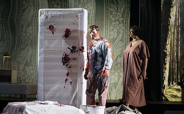 Pie de foto: La soprano Ángeles Blancas en la ópera El teorema de Pasolini del compositor Giorgio Battistelli en la Deutsche Oper de Berlín. Autor: Eike Walkenhorst, Foto 1