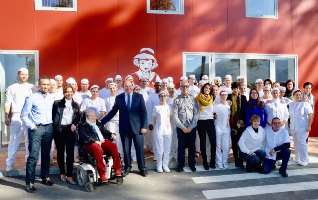 El presidente de la Comunidad visita las nuevas instalaciones de ´La Colegiala´ - 3, Foto 3