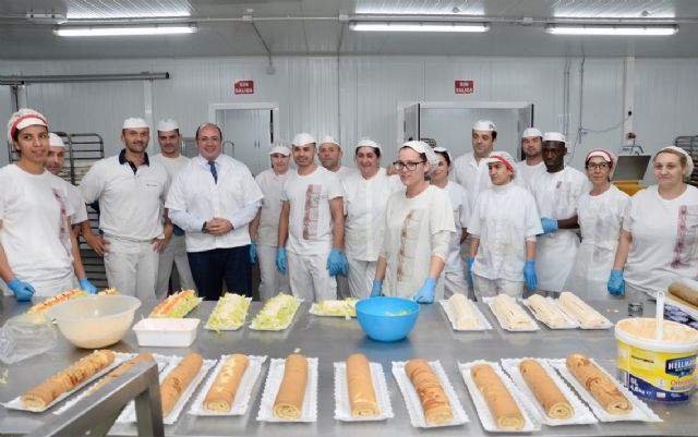 El presidente de la Comunidad visita las nuevas instalaciones de ´La Colegiala´ - 4, Foto 4