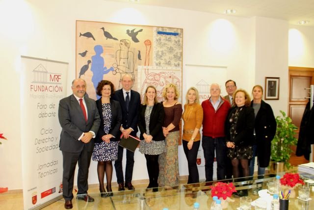 La Fundación Ruiz-Funes valora la gran acogida de su ciclo ´Derecho y Sociedad´ y prepara nuevas acciones divulgativas en 2017 - 1, Foto 1