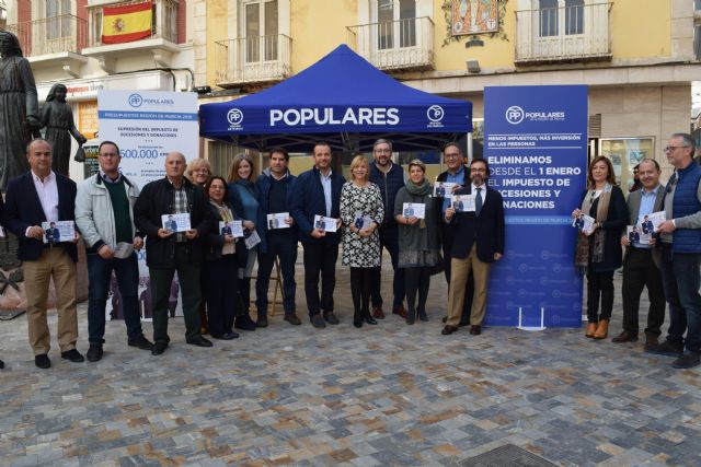 Joaquín Segado: “El PP está en la calle ofreciendo realidades frente a un nuevo episodio de desgobierno en el ayuntamiento de Cartagena” - 1, Foto 1