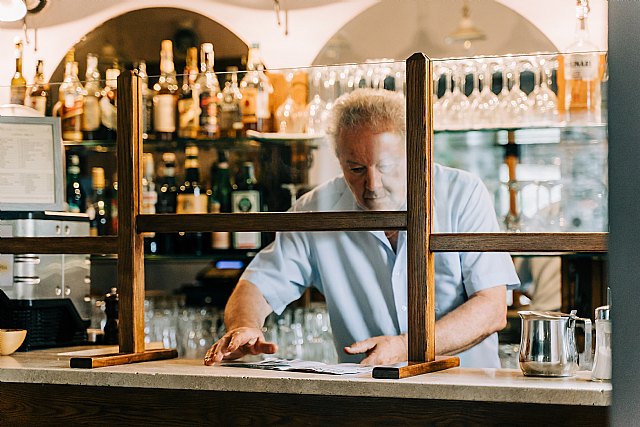 El Gobierno avanza nuevas ayudas de las CCAA para la hostelería, comercio y turismo - 1, Foto 1