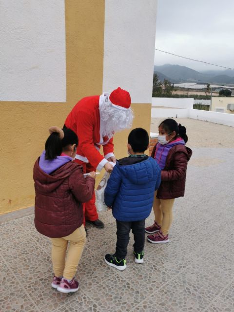 La Peña Barcelonista de Totana colabora con D´Genes en el programa de Navidad, Foto 6