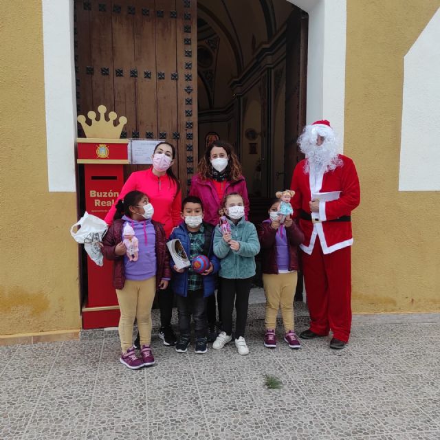 La Peña Barcelonista de Totana colabora con D´Genes en el programa de Navidad, Foto 8