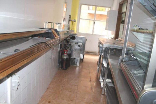 Adjudican las obras de acondicionamiento de cocina y cafetería del Centro Municipal de Personas Mayores de la plaza Balsa Vieja, Foto 2