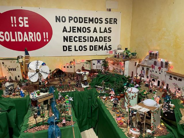 Sonrisas Solidarias apuesta por los materiales reciclados para su belén esta Navidad - 2, Foto 2