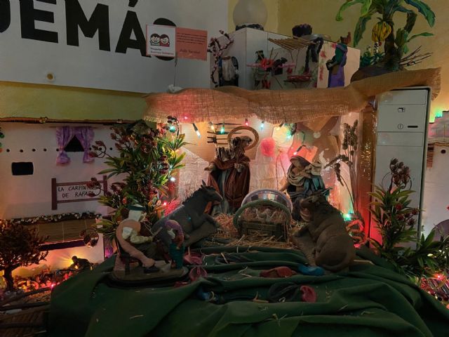 Sonrisas Solidarias apuesta por los materiales reciclados para su belén esta Navidad - 4, Foto 4