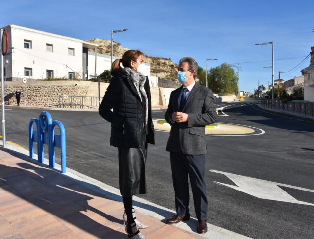 La Comunidad invierte más de 165.000 euros en la construcción de la rotonda de Las Arboledas de Archena - 1, Foto 1