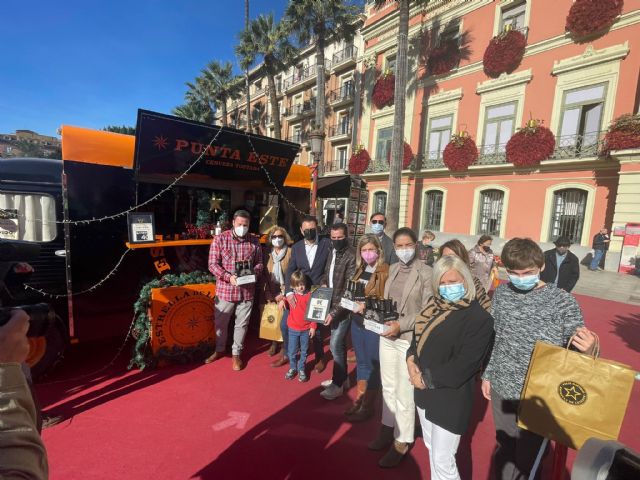 ASSIDO recibirá la recaudación de la venta de la cerveza de Navidad de Estrella de Levante en el mercadillo de La Glorieta - 2, Foto 2