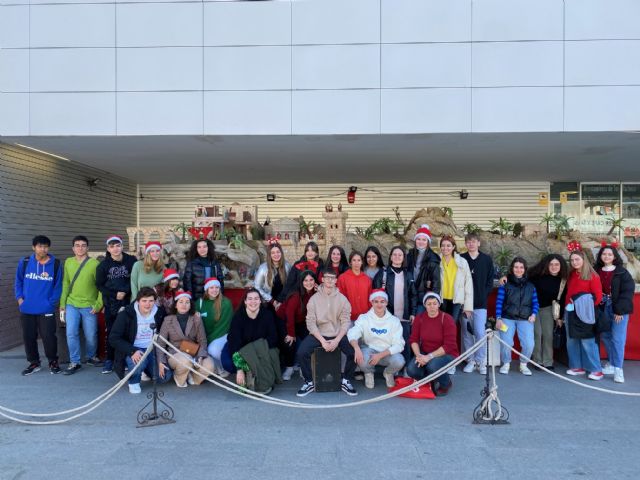 Jóvenes de la Parroquia visitan el Centro de Día de Torre Pacheco - 1, Foto 1