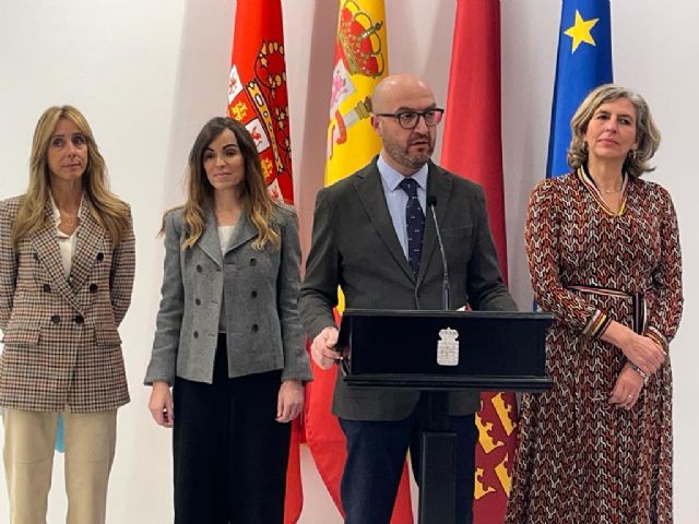 El Ayuntamiento garantiza la bonificación del 60% en los bonos del transporte público a partir del 8 de enero - 1, Foto 1