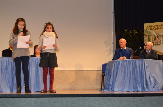 Las Torres de Cotillas rindió un año más su tradicional homenaje a sus maestros jubilados - 5, Foto 5