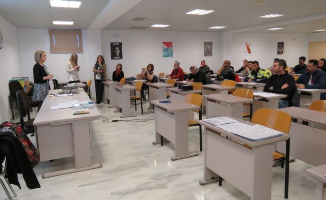 Los 150 cursos del programa de formación para empleados públicos y policías locales reciben casi 18.000 solicitudes - 2, Foto 2