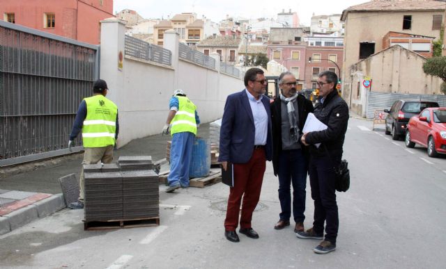 El Ayuntamiento de Caravaca ejecuta proyectos de reforma de firme y acerados, presupuestados con 217.000 euros, dentro del Plan de Obras y Servicios - 3, Foto 3