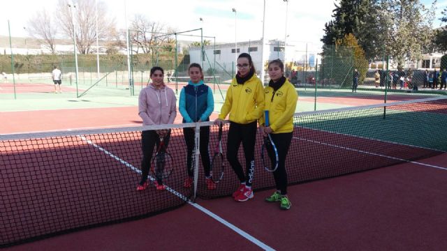Los alumnos de la Escuela de Tenis Kuore de Totana perdieron por un ajustado 9/10 frente al Club Tenis Cieza, Foto 5